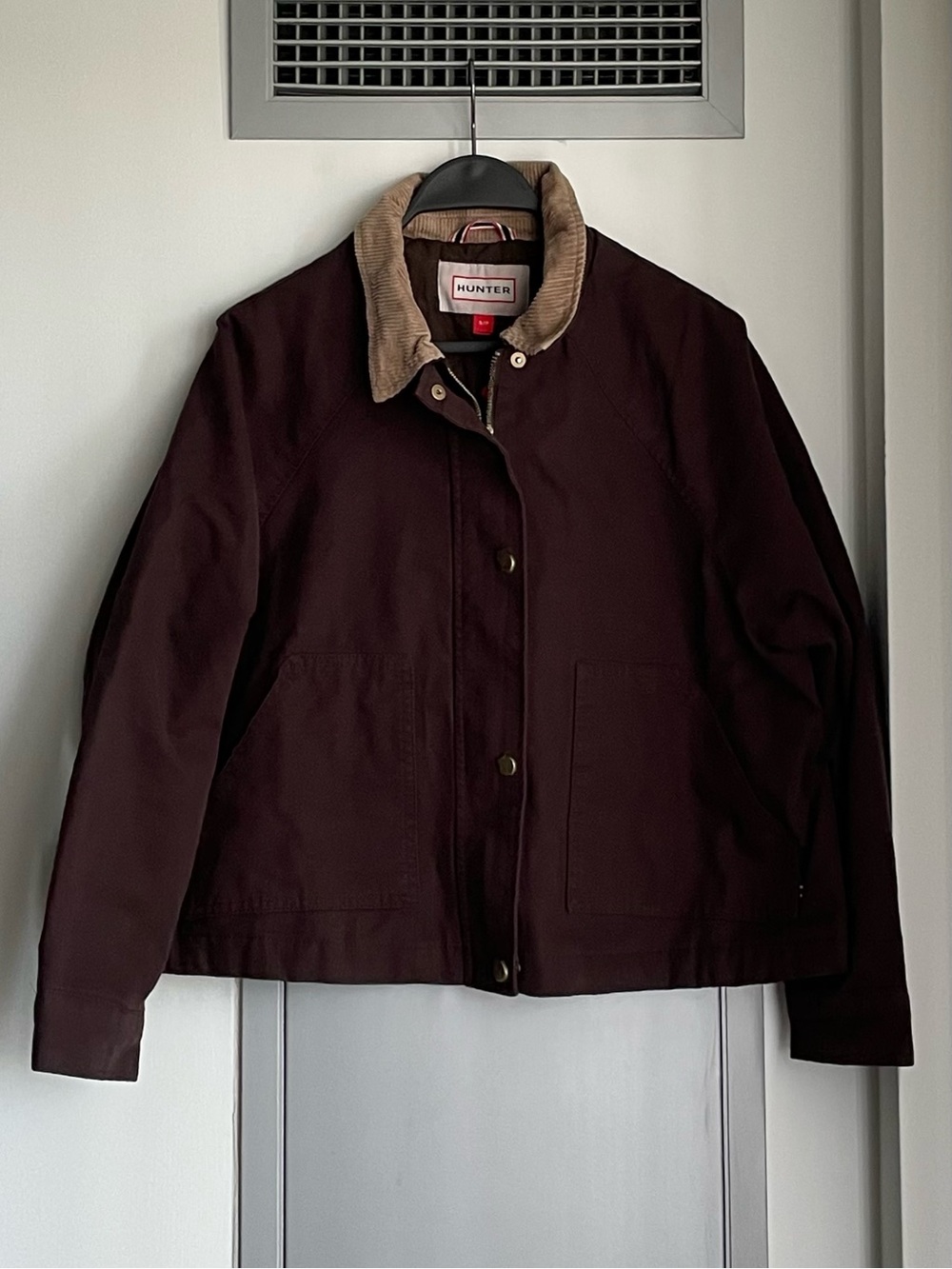 NWT HUNTER ($149) Dark Brown Barn Cropped Jacket with Tan Corduroy Collar